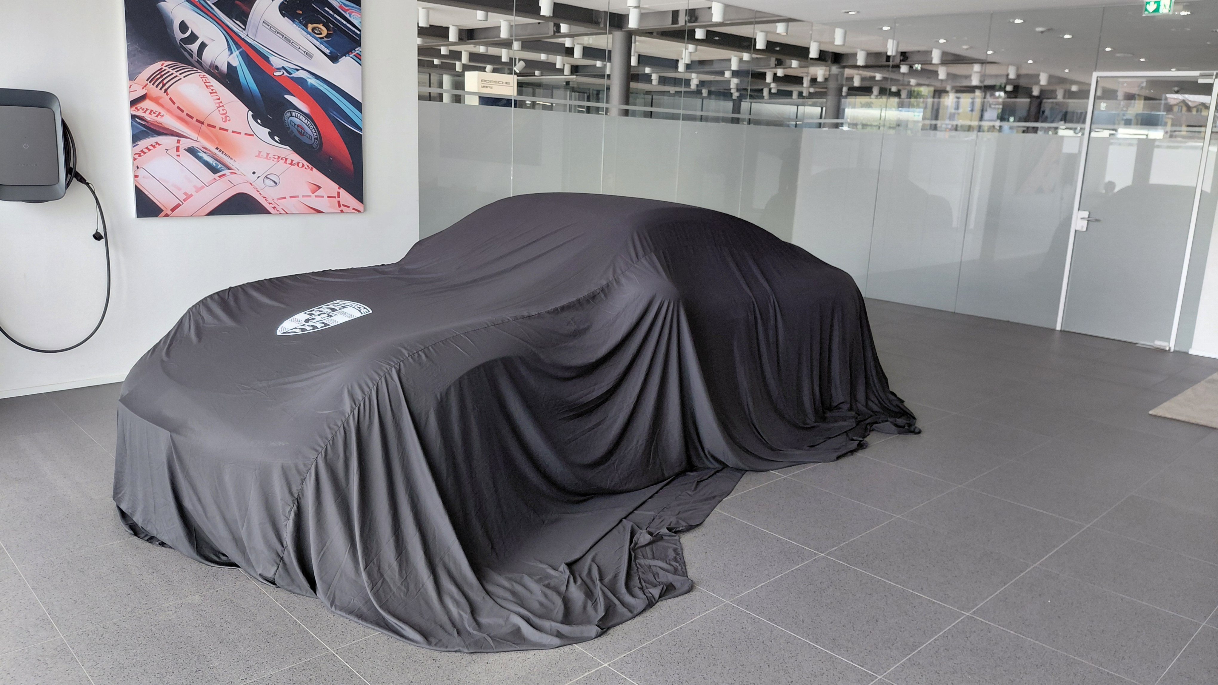 Abholung im Porsche Zentrum Wien Liesing – Bild 1